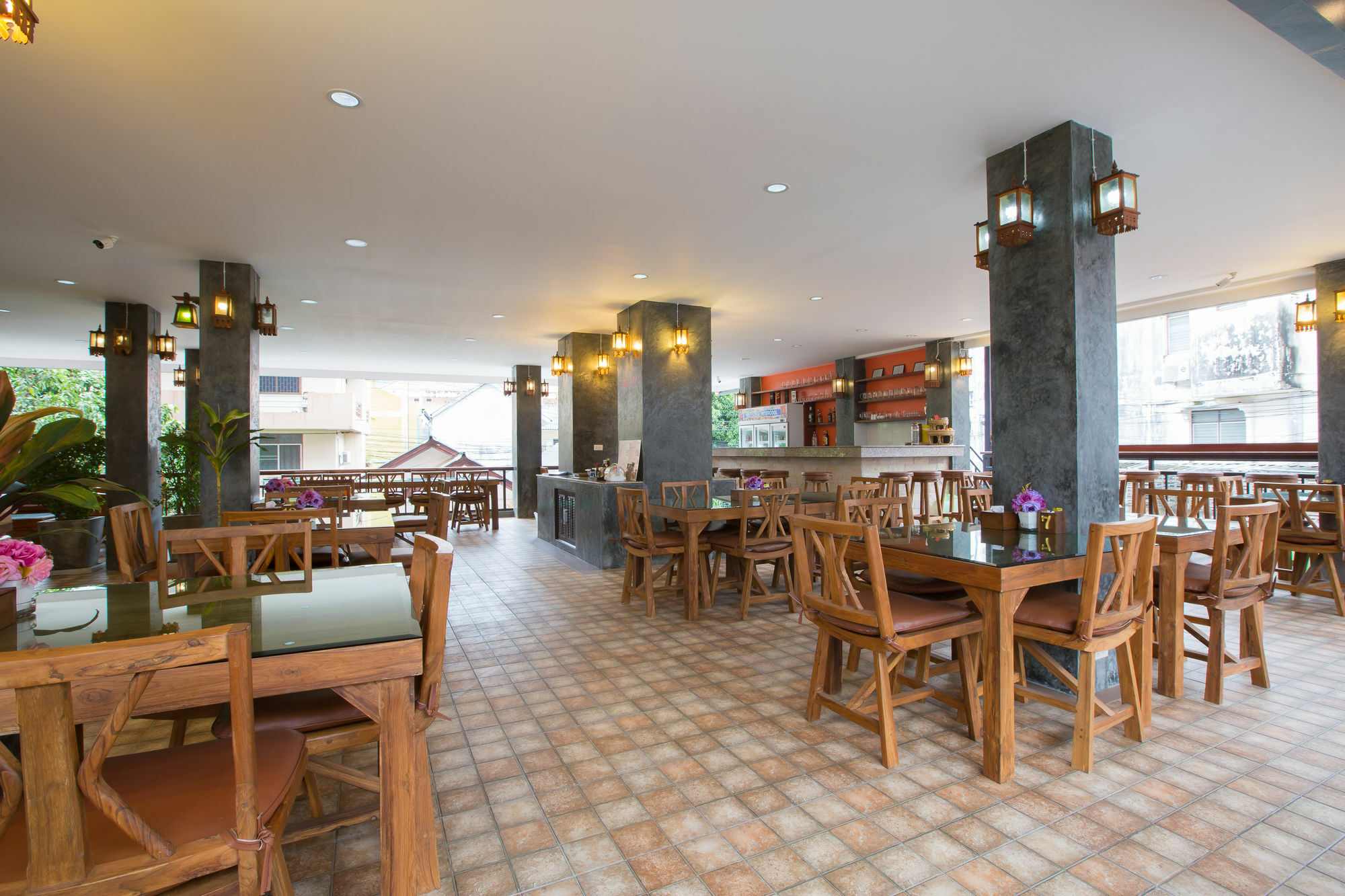 Chusri Hotel Patong Exterior photo