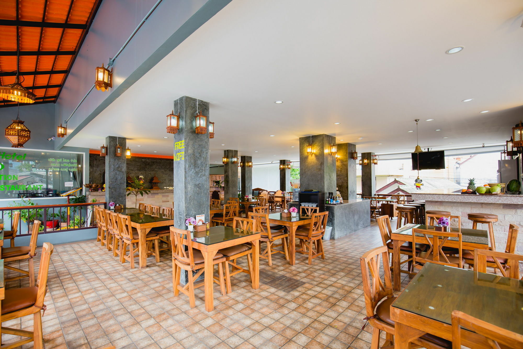 Chusri Hotel Patong Exterior photo