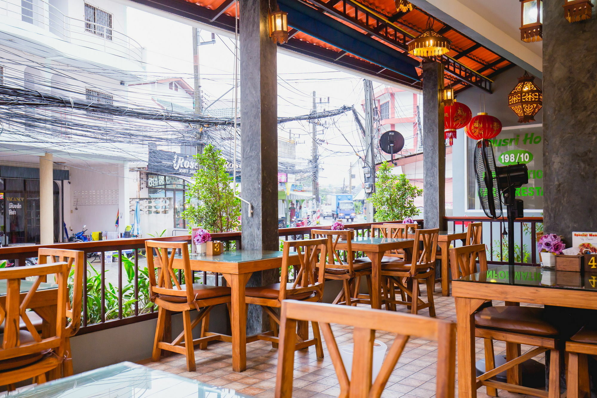 Chusri Hotel Patong Exterior photo