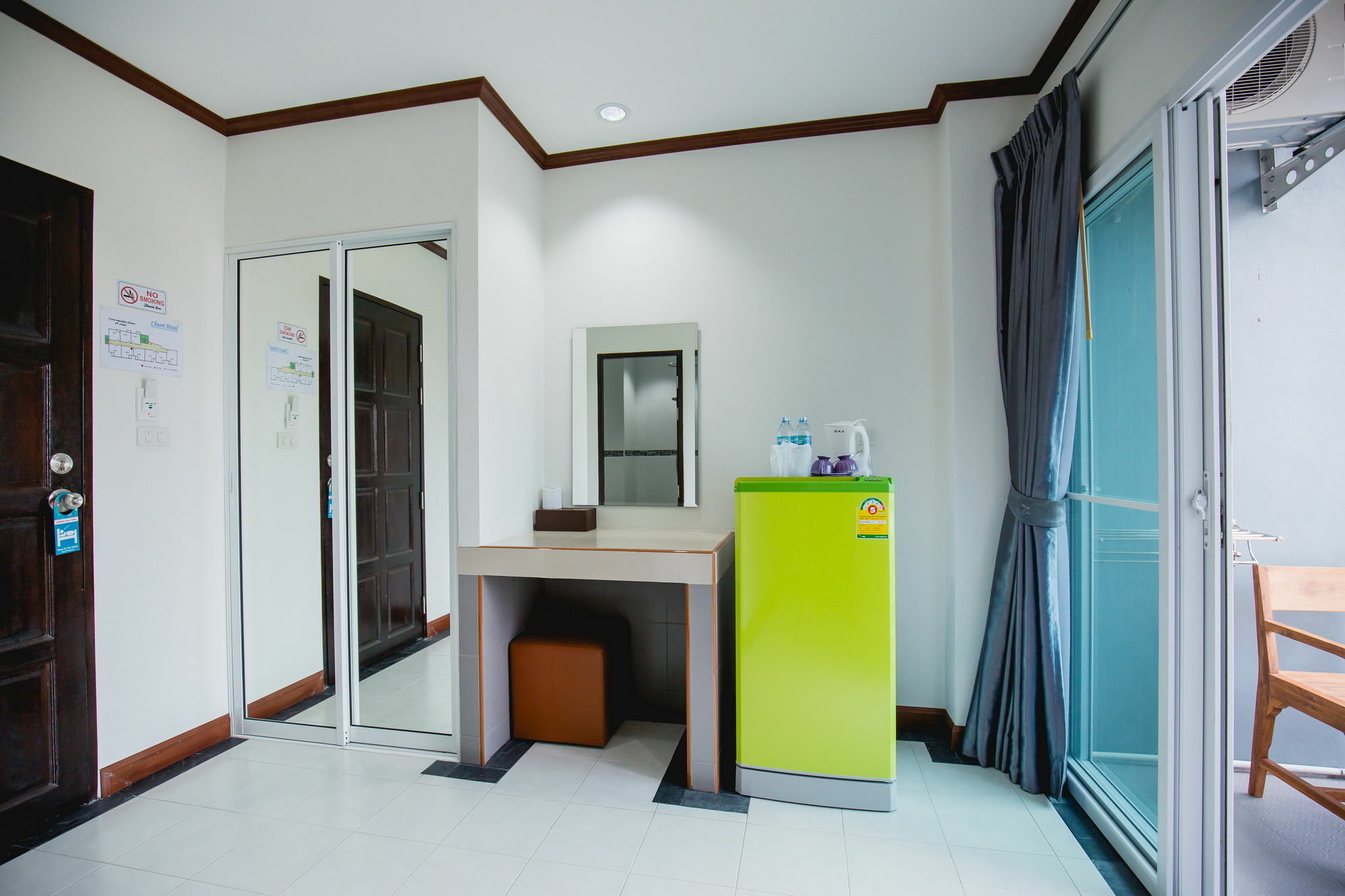 Chusri Hotel Patong Exterior photo